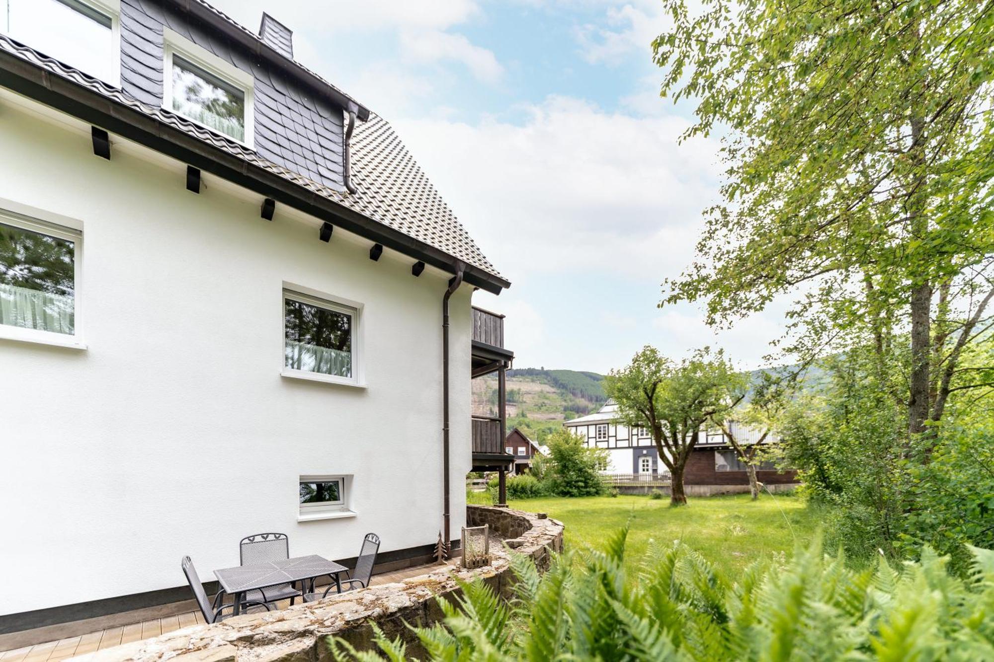 Ferienwohnung Haus An Der Lenne Lennestadt Eksteriør billede